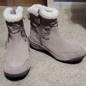 Women's Quilted Ankle Boots - Gray